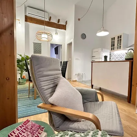 Apartment Lux & Cozy In *